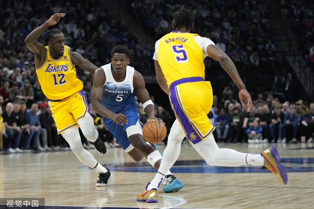 曾与看台上 曾与看台上